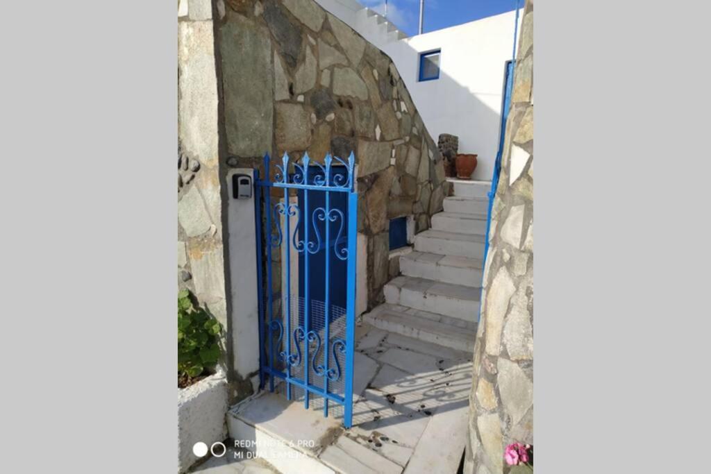 Easy Going Santorini House Apartment